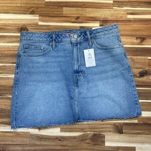 🍀 Lucky Brand Light Blue Sun-kissed Cut Denim Mini Skirt